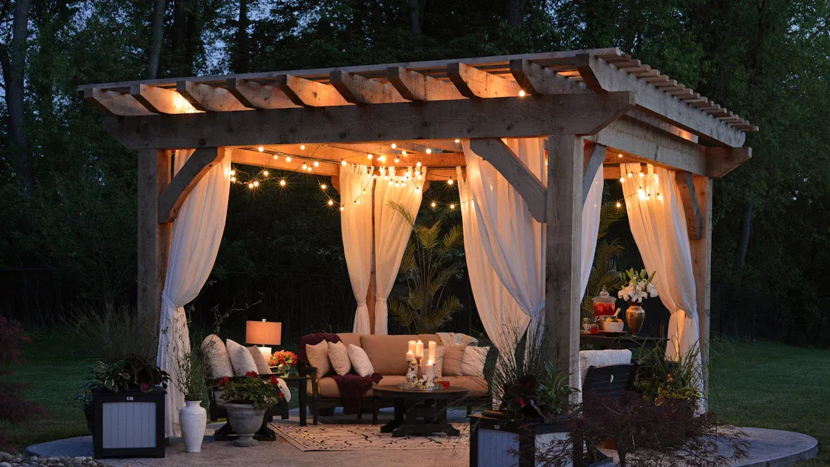 Die neuesten Trends in der Außenbeleuchtung für Garten und Terrasse