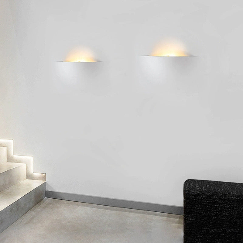 Art Deco Wandlampe Metall Weiß Wohnzimmer