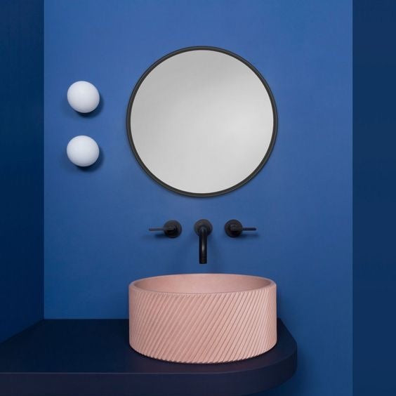 Modern Wandlampe Metall Weiß Wohnzimmer