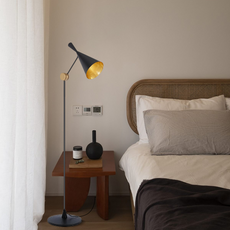 Modern Stehlampe LED Trichter Schwarz Metall Wohnzimmer