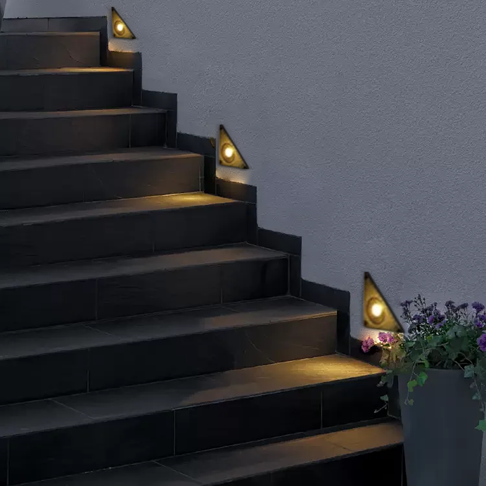 Modern Außenleuchte LED Dreieck Metall Dunkelgrau Treppenhaus