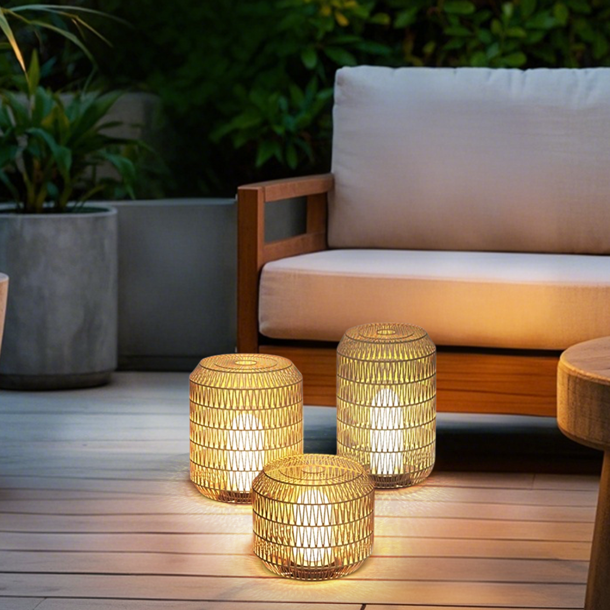 Landhausstil Außenstehleuchte LED Lanterne Rattan Khaki Solar Garten