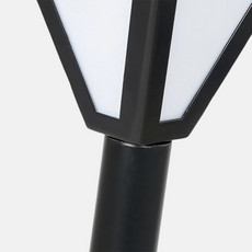 Moderne Außenlampe Schwarz Metall Dreiecke Garten