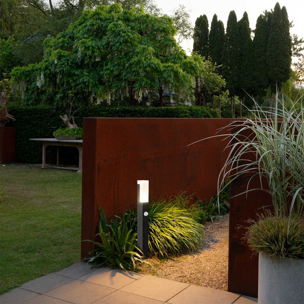Modern Außenwegeleuchte LED Sensor Schwarz Aluminium Sensor Garten/Straßenrand