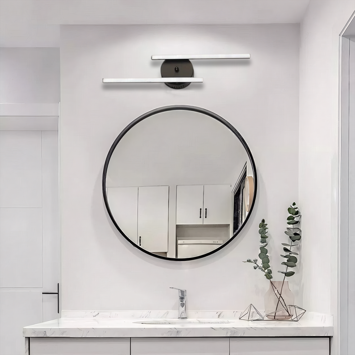 Moderne Wandleuchte Schwarz/Silber Metall Silicagel Linear Badezimmer