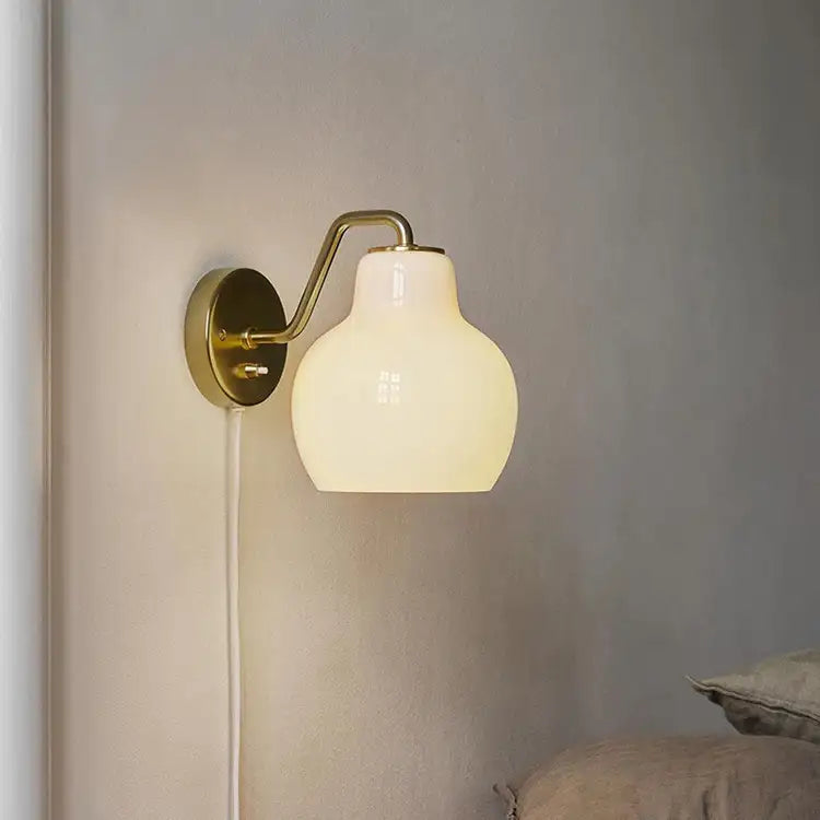 Modern Wandlampe Metall Weiß Schlafzimmer