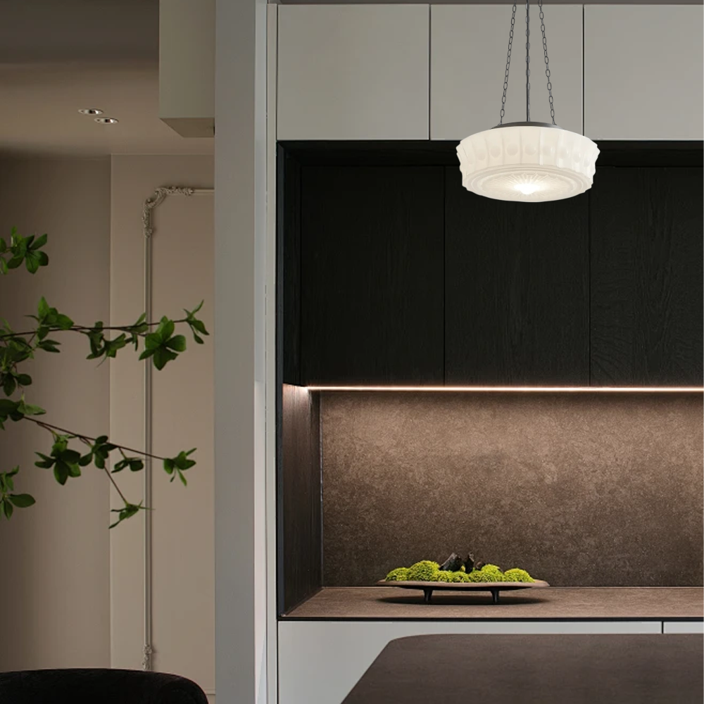 Moderne runde Pendelleuchte aus Metall und Glas für Esszimmer
