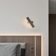 Schwarze Wandleuchte fürs Schlafzimmer.