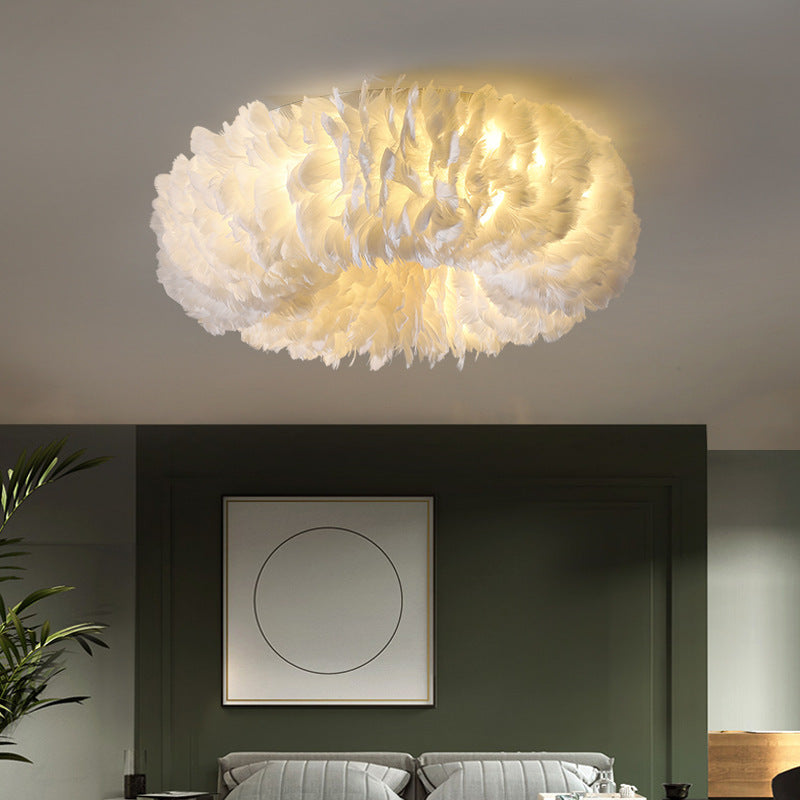 Weiße Deckenlampe geeignet für Schlafzimmer