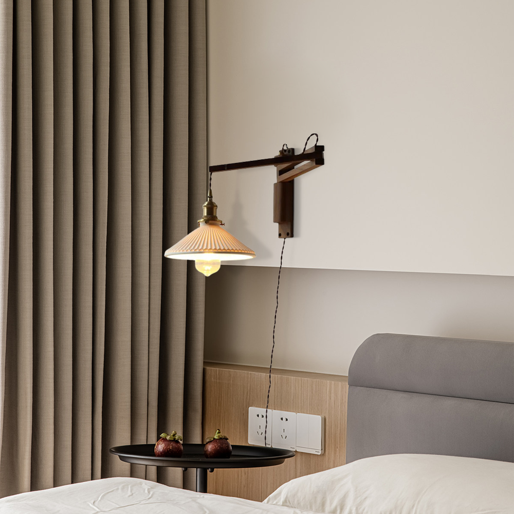 Vintage Wandlampe LED Holz Konisch Walnussfarbe Treppenhaus