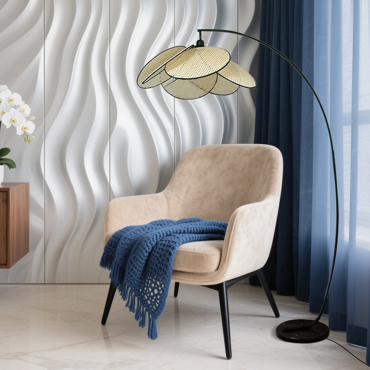 Landhausstil Stehlampe LED Rattan in der Ecke des Wohnzimmers