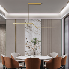 Gold Pendelleuchte eignet sich für das Esszimmer.
