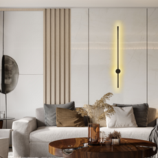 Elegante schwarze LED-Leuchte als Hintergrundlicht für den Fernseher im Wohnzimmer